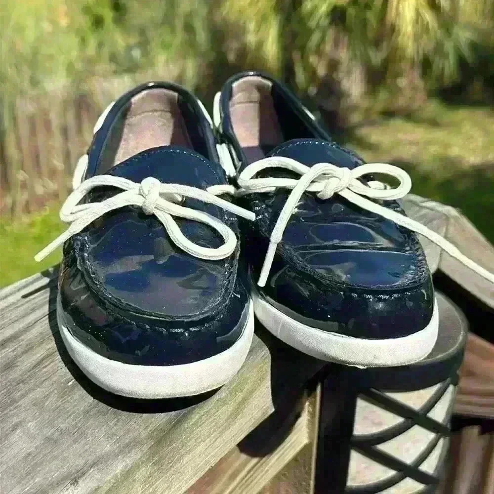 Cole Haan Nantucket Camp Moc Navy Blue Patent Leather Boat Shoes Women's Size 6B - Picture 4 of 13